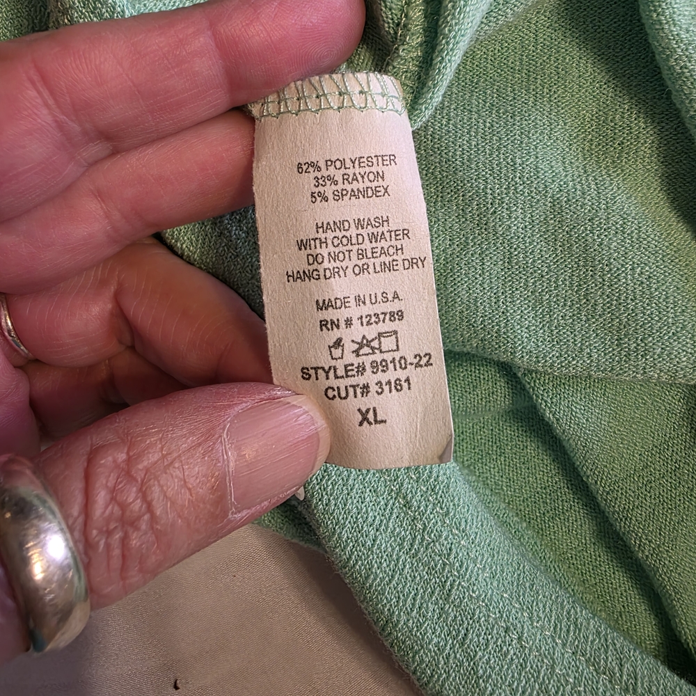 Charlotte Avery....Mint Green Oversized Top - Picture 7 of 7